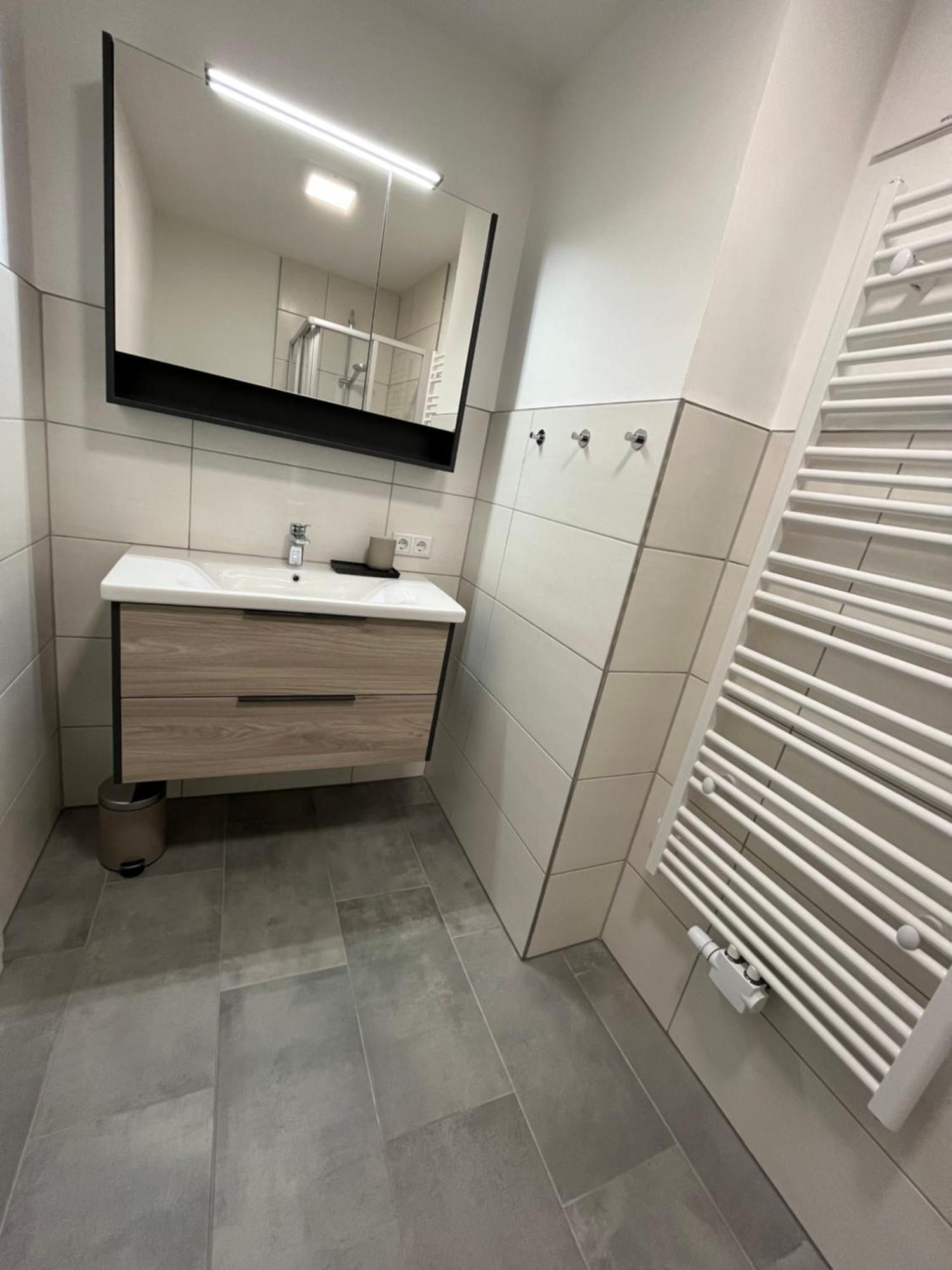 City Living Bischofshofen - Neue Stadtwohnung Ngoại thất bức ảnh